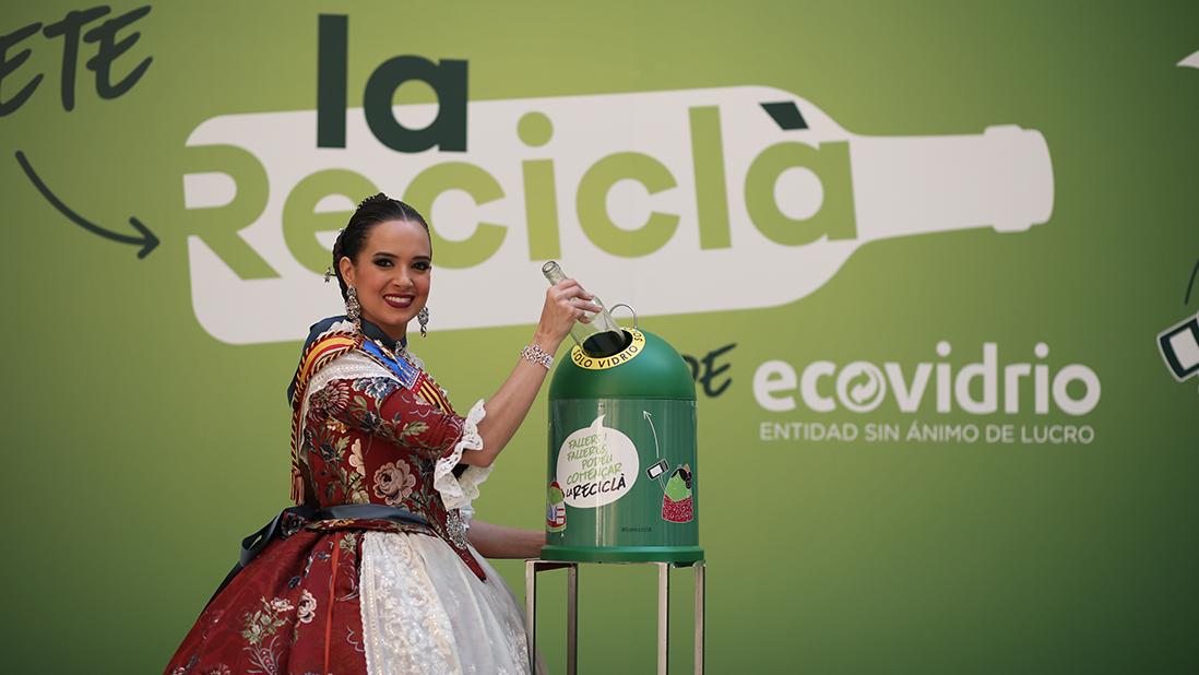 La reciclá fallas